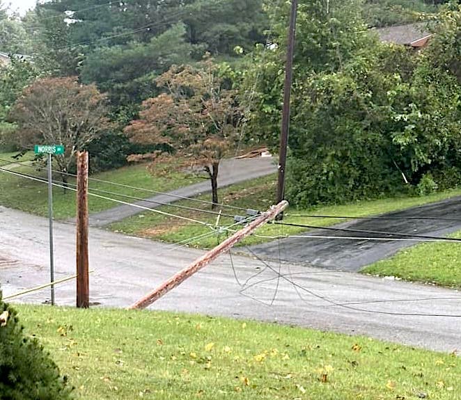 Savannah Miller shared this photo on Facebook of a downed power line at Norris Drive in Dogwood Heights.